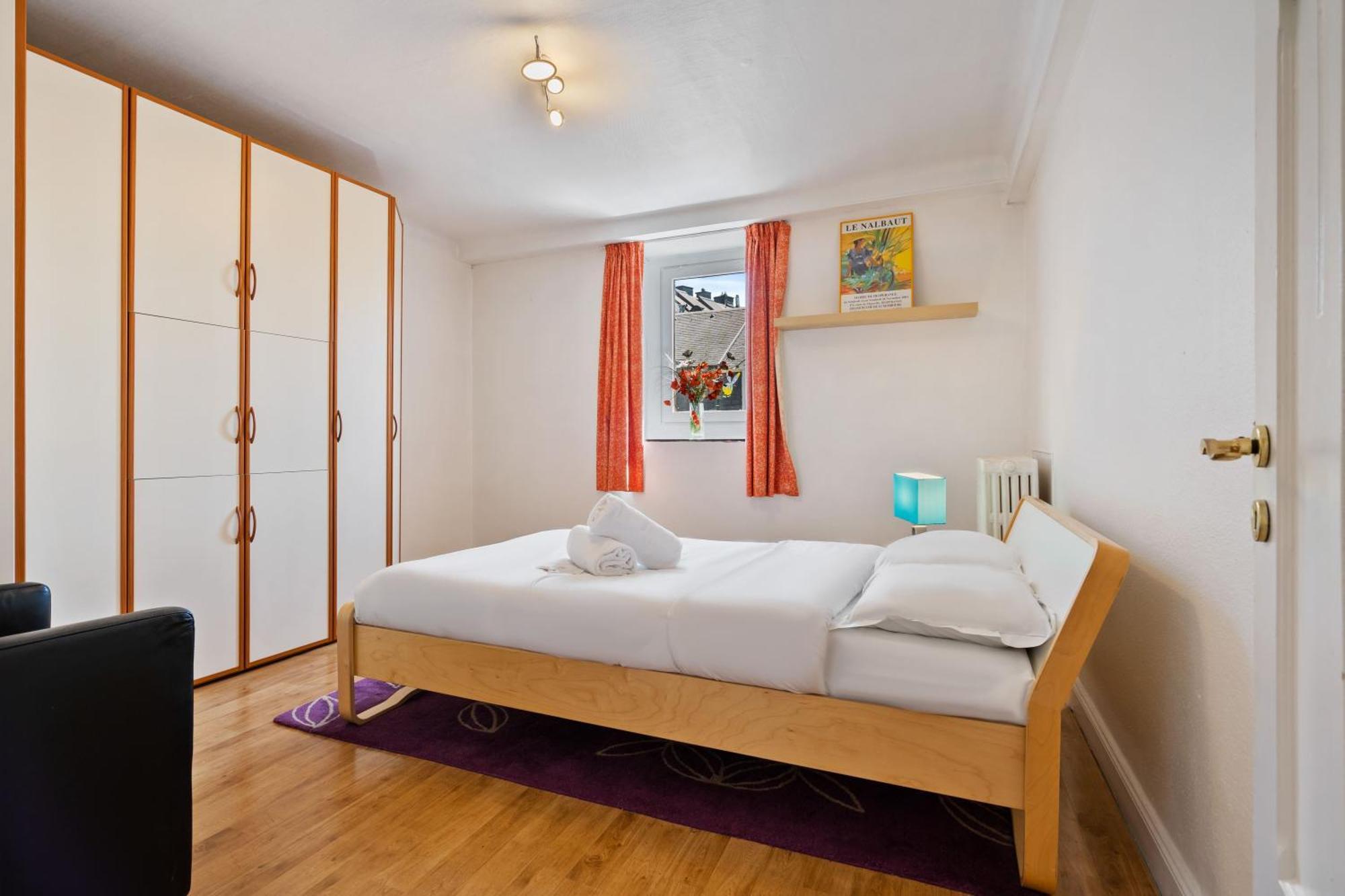 Cozy Townhome Near City Center Free Parking & Wi-fi Hébergement de vacances Luxembourg