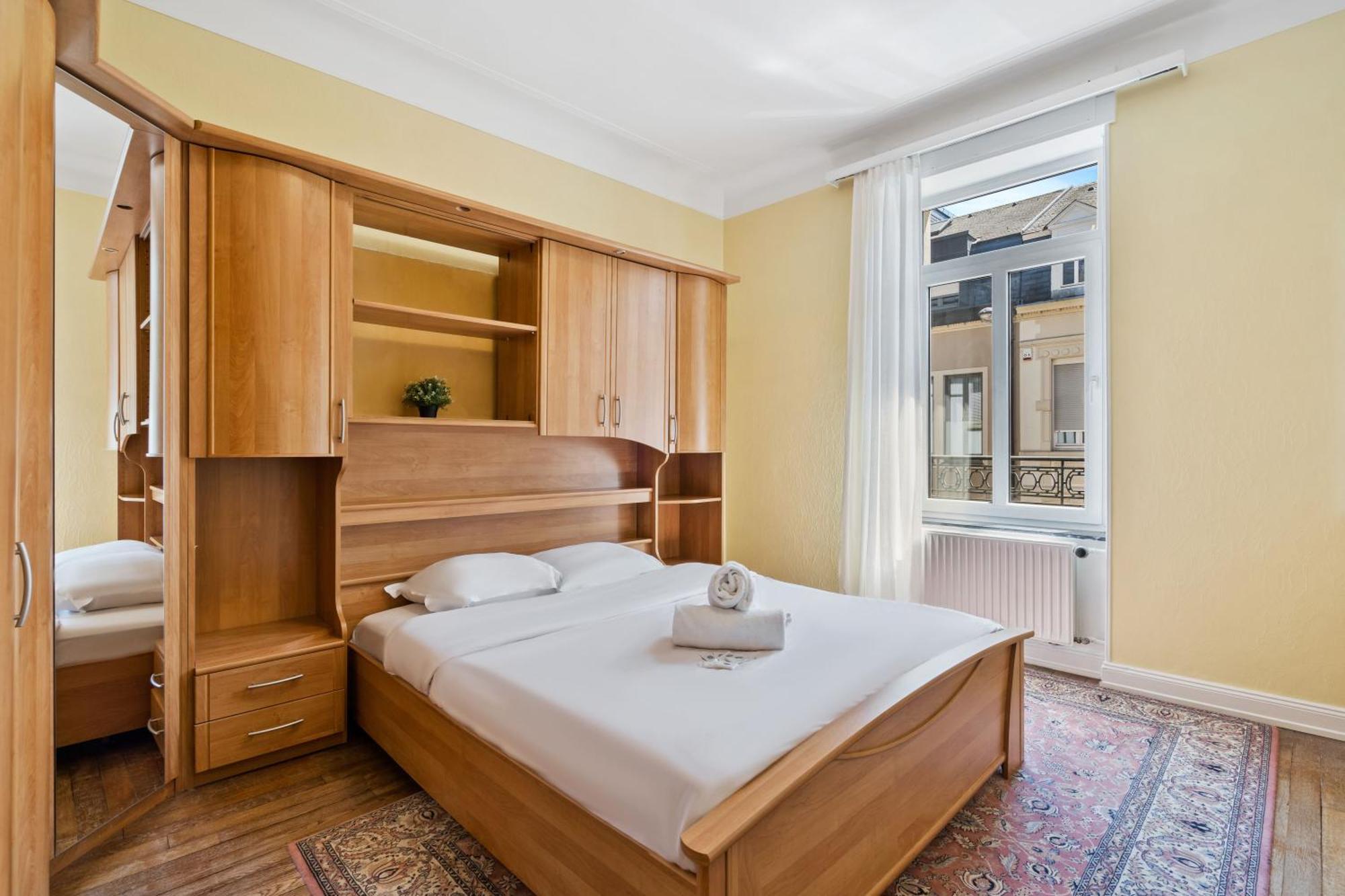 Cozy Townhome Near City Center Free Parking & Wi-fi Casa vacanze