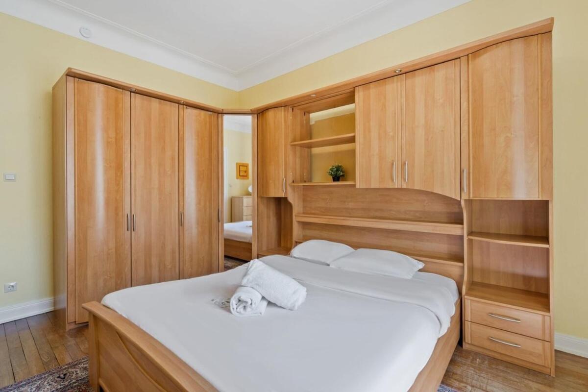 Cozy Townhome Near City Center Free Parking & Wi-fi Casa vacanze *